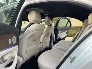 Mercedes-Benz E300 4Matic AWD Sedan (2.0L 4cyl 9A) 2017 White