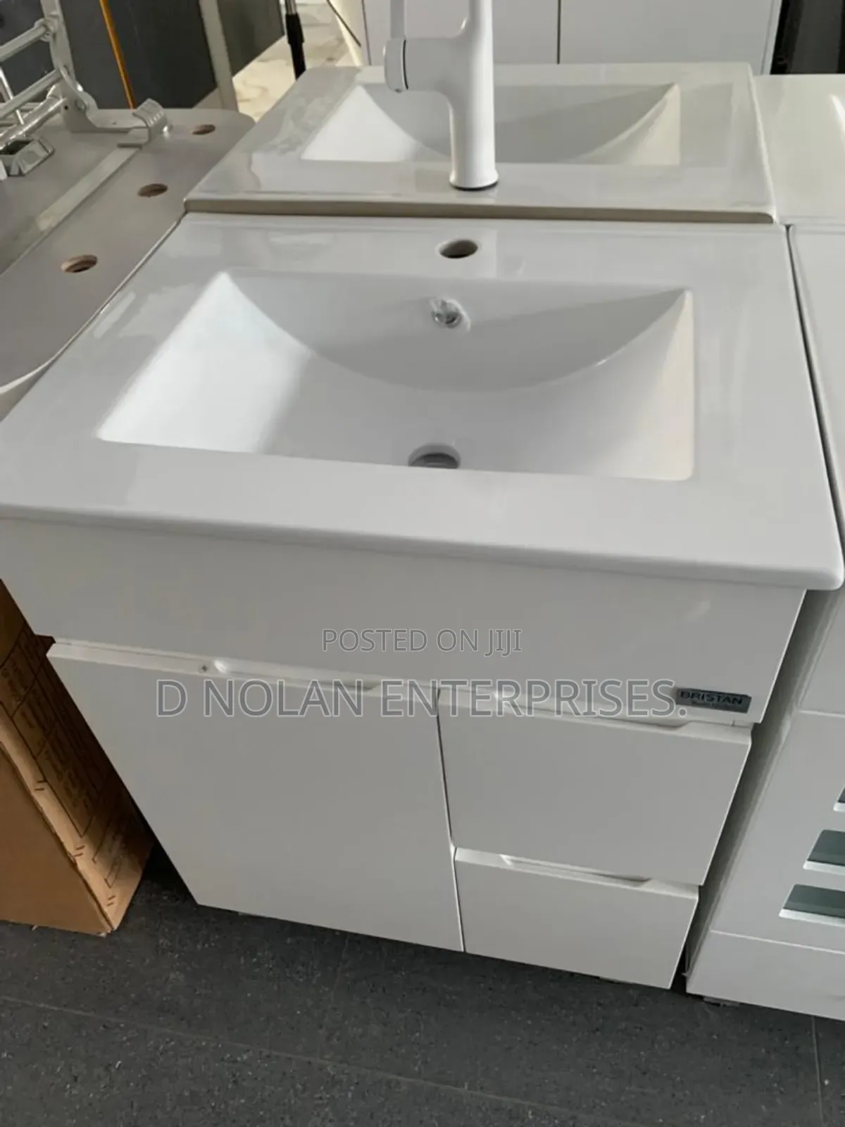60cm Quality Bathroom Cabinet Basin