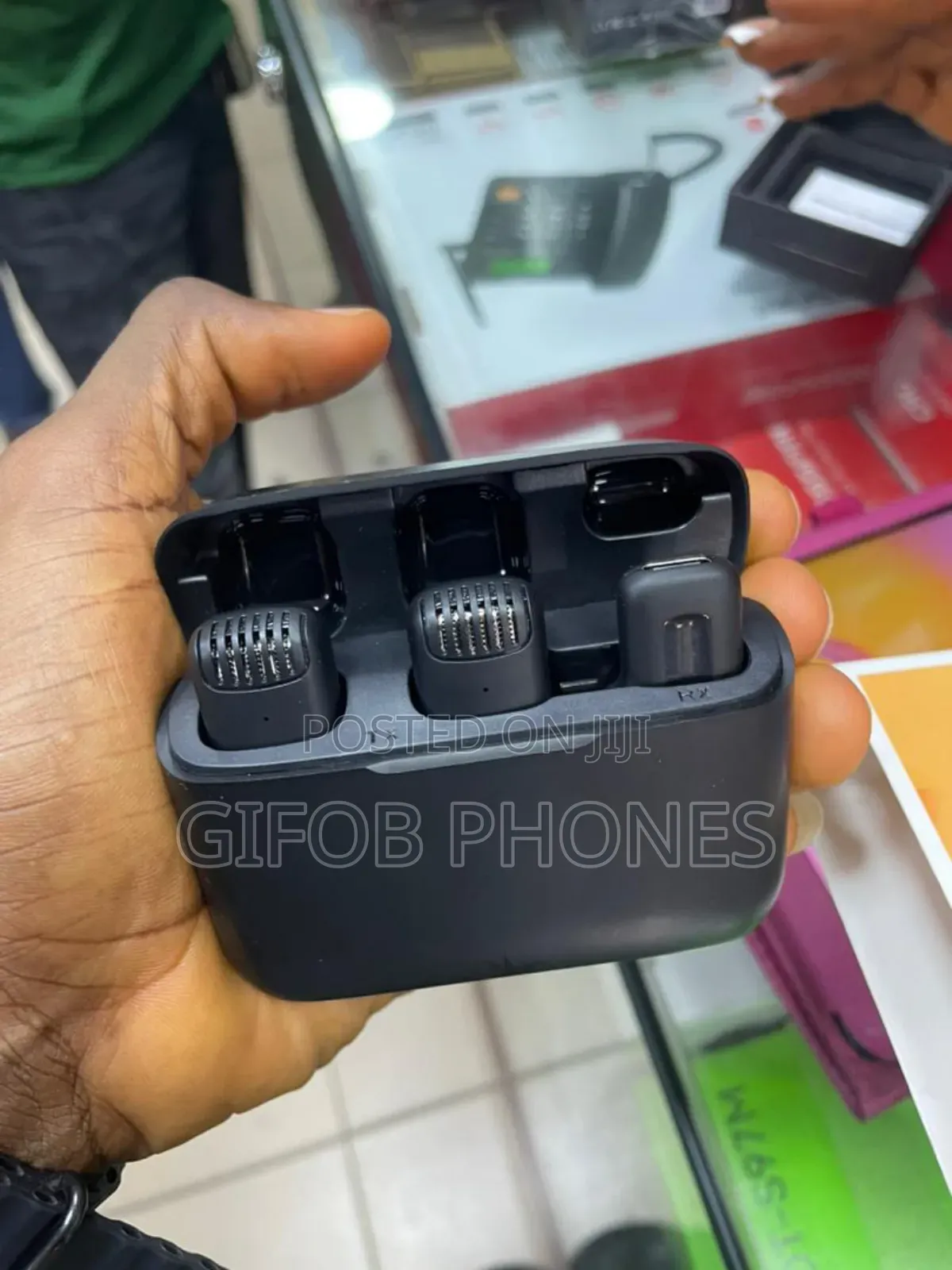 iPhone and Type C Wireless Microphone for Content Creation