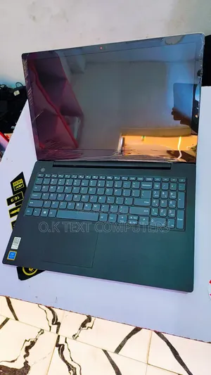 Laptop Lenovo IdeaPad Z580 4GB Intel Pentium SSD 128GB