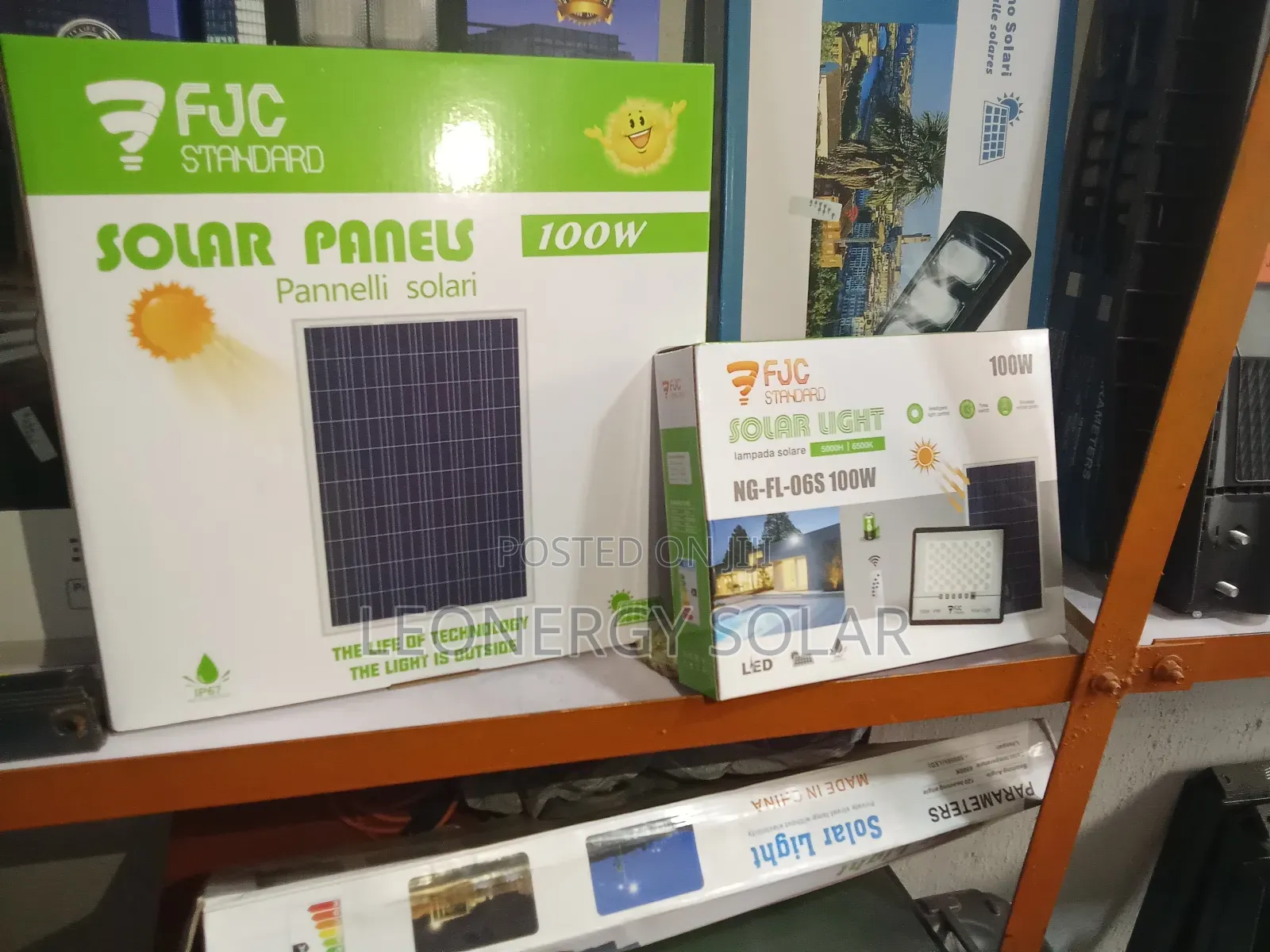 FJC 100w Solar Flood Light