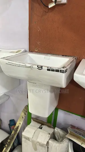 Deep Hanging Basin and Pedestal