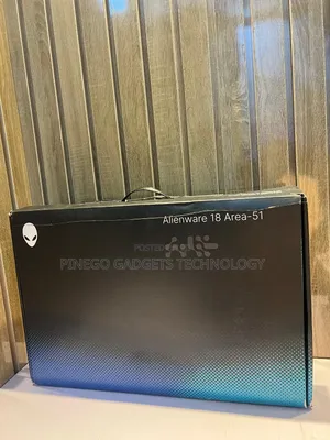 Laptop Dell Alienware Area-51 32GB Intel Core Ultra 9 SSD 2T