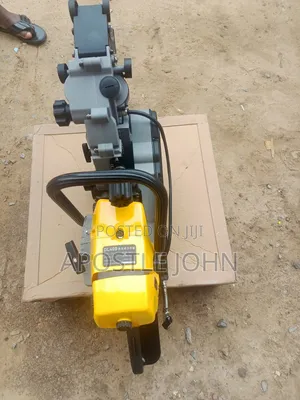 Electric Concrete Chainsaw