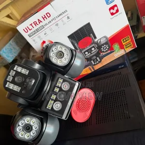 PTZ Security 4g Three Lens CCTV Solar Camera