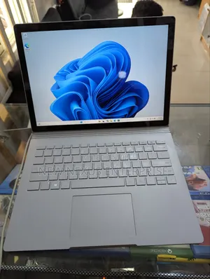 Laptop Microsoft Surface Laptop 2 8GB Intel Core i7 SSD 256GB