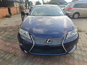 Lexus ES 2014 Blue