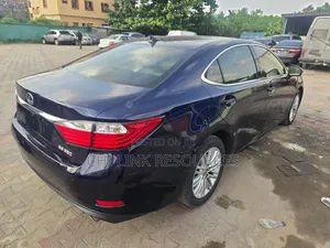 Lexus ES 2014 Blue
