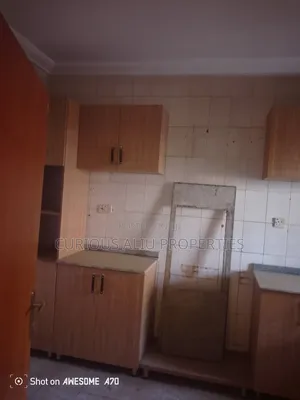 Three Bedroom for Rent Commercial