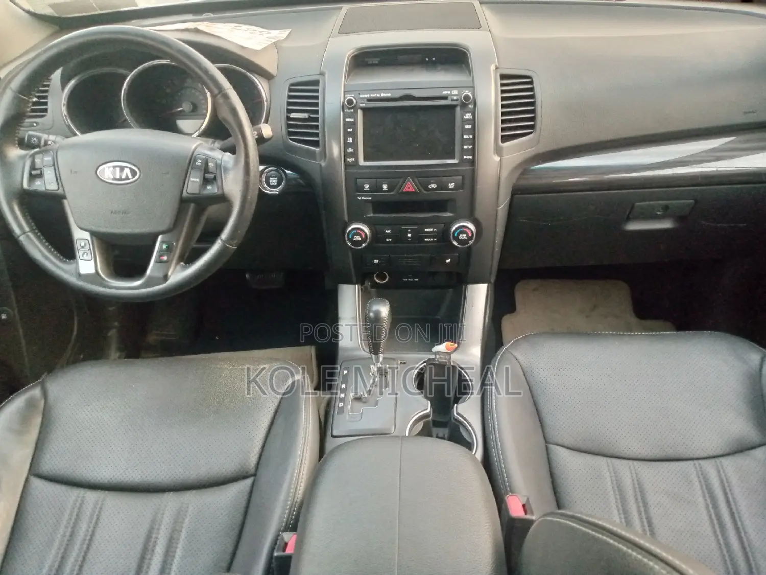 Kia Sorento 2012 Silver