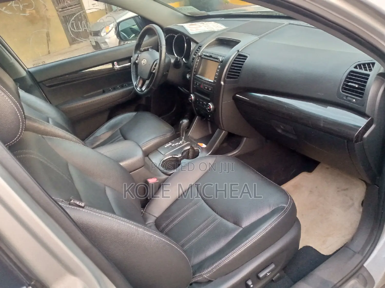 Kia Sorento 2012 Silver