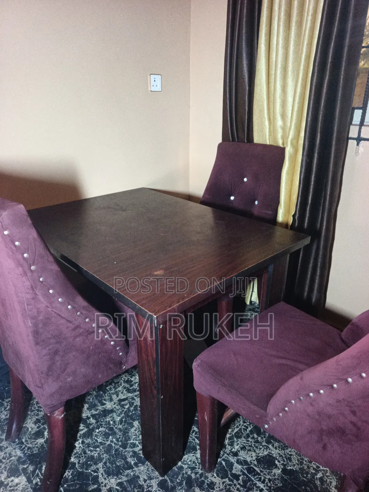 Dinning Set With 4 Chair