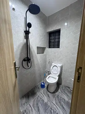 3bdrm Duplex in Kolapo Ishola Gra, Akobo for rent