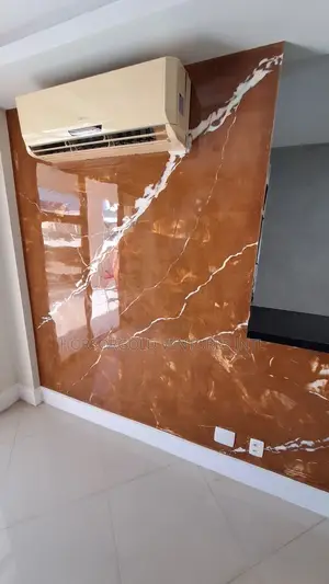 Stucco/Venetian Plaster