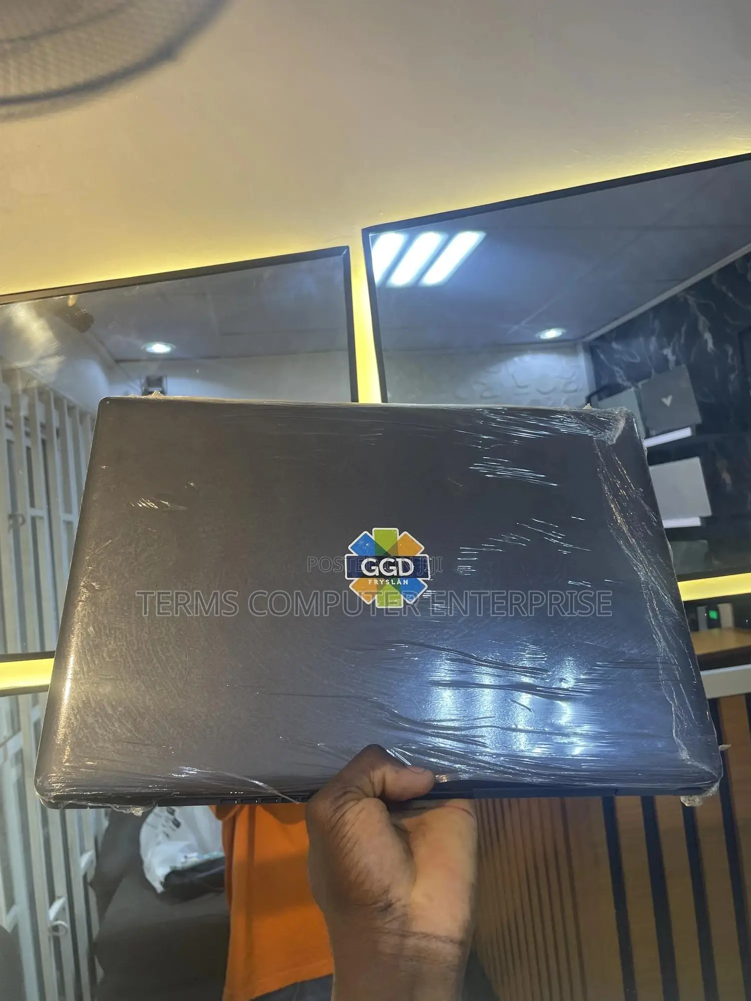Laptop Dell Latitude 3510 8GB Intel Core I5 SSD 256GB