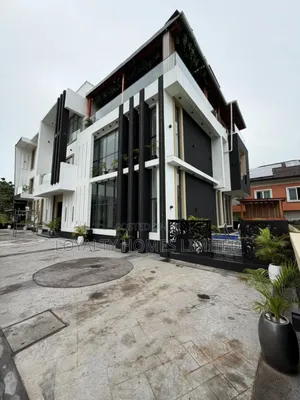 5bdrm House in Ikate for sale