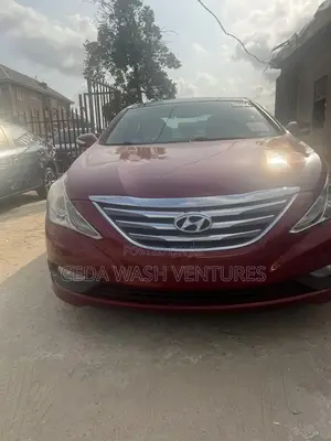 Hyundai Sonata Limited 4dr Sedan (2.4L 4cyl 6A) 2014 Red