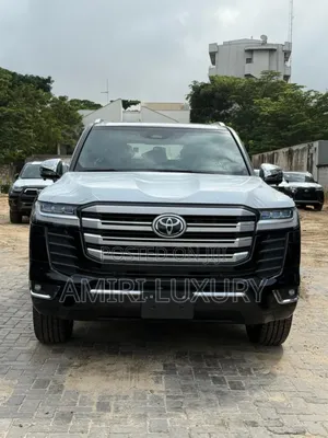 New Toyota Land Cruiser LC300 2025 Black
