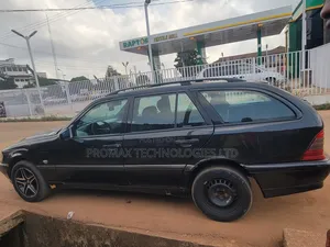 Mercedes-Benz C180 2001 Black