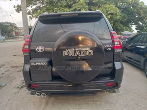 Toyota Land Cruiser 4.0 V6 GXR 2020 Black