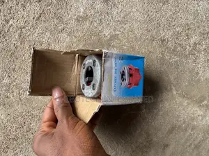1⁄2" Manual Pipe Threader Die Head.