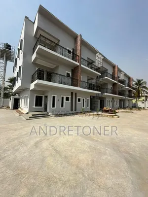 4bdrm Townhouse/Terrace in Wuse for sale