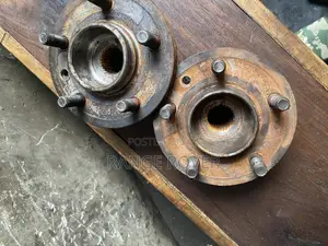 Range Rover Hub