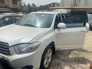 Toyota Highlander 2010 White