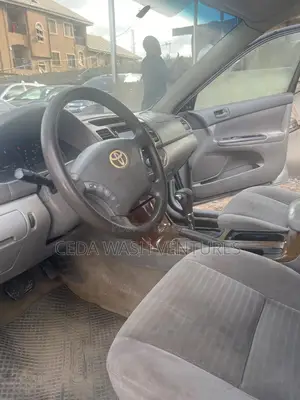Toyota Camry 2004 Silver