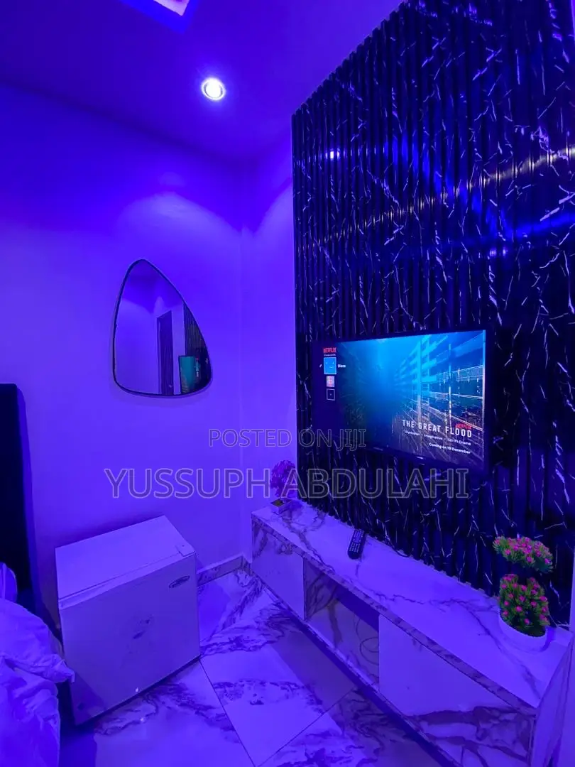 1 Bedroom Yaba