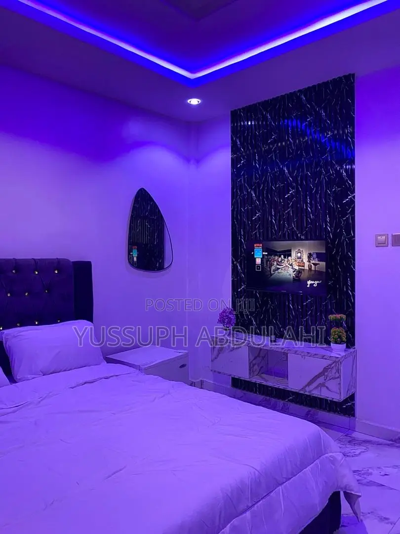 1 Bedroom Yaba
