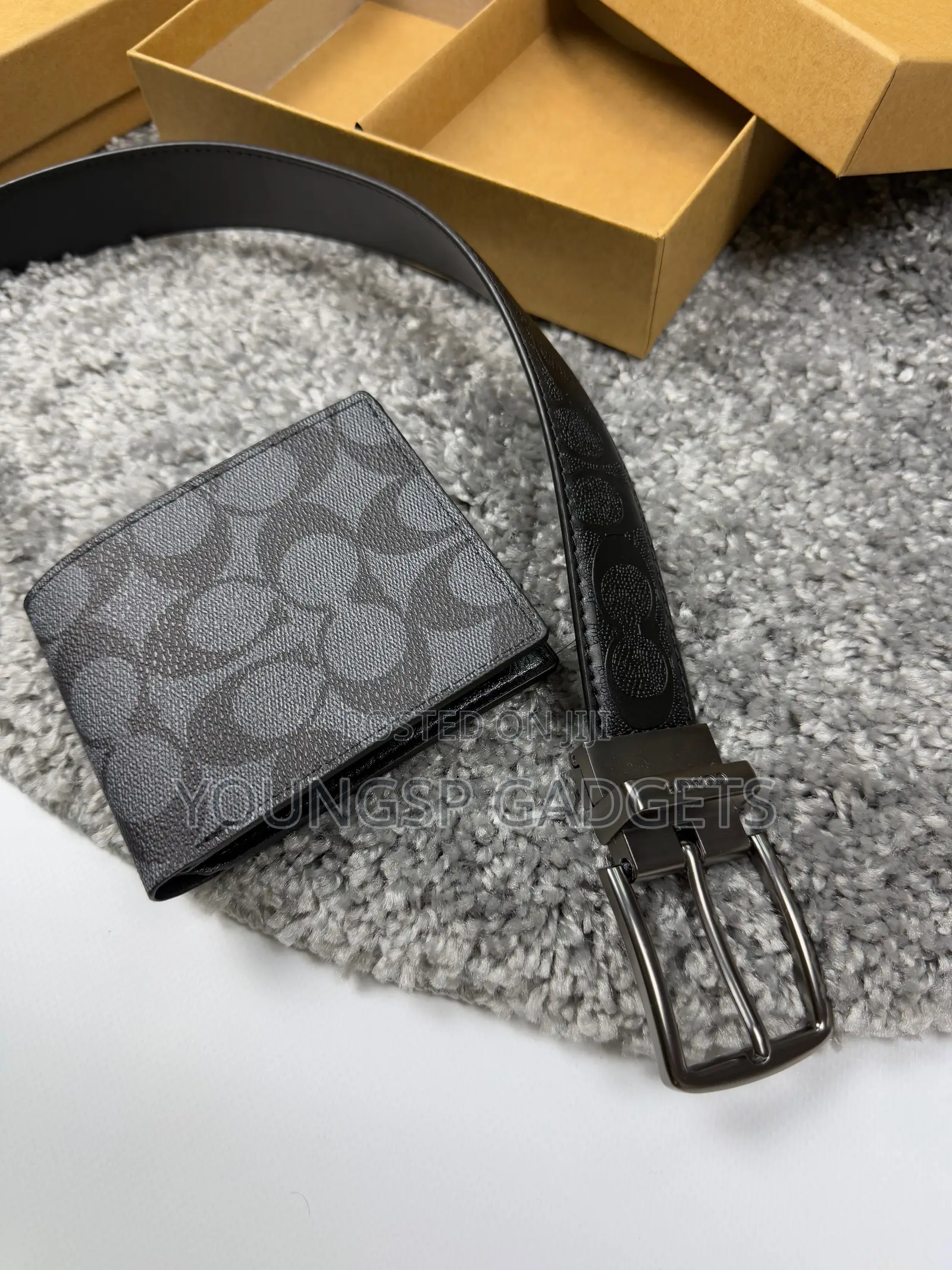 Coach Men's Boxed Wallet and Belt Gift Set.