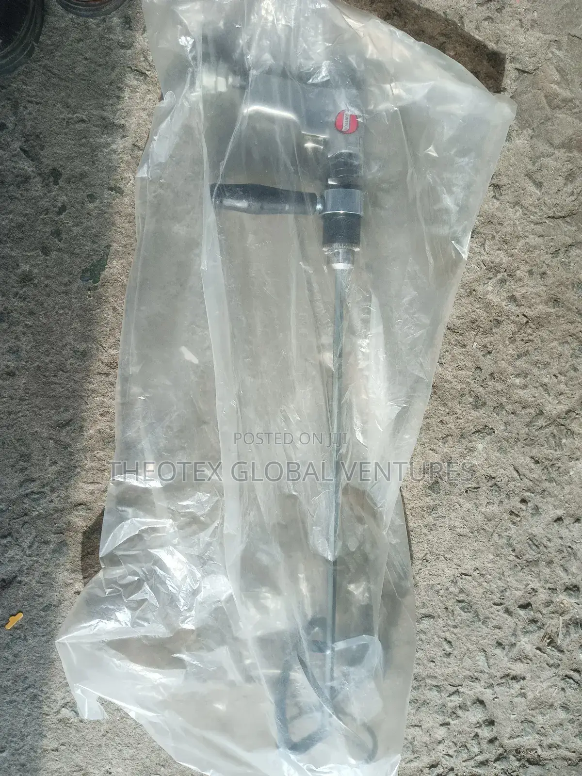 Pneumatic Paint Mixer