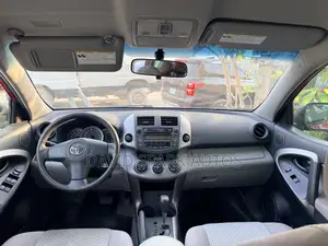 Toyota RAV4 2008 Red