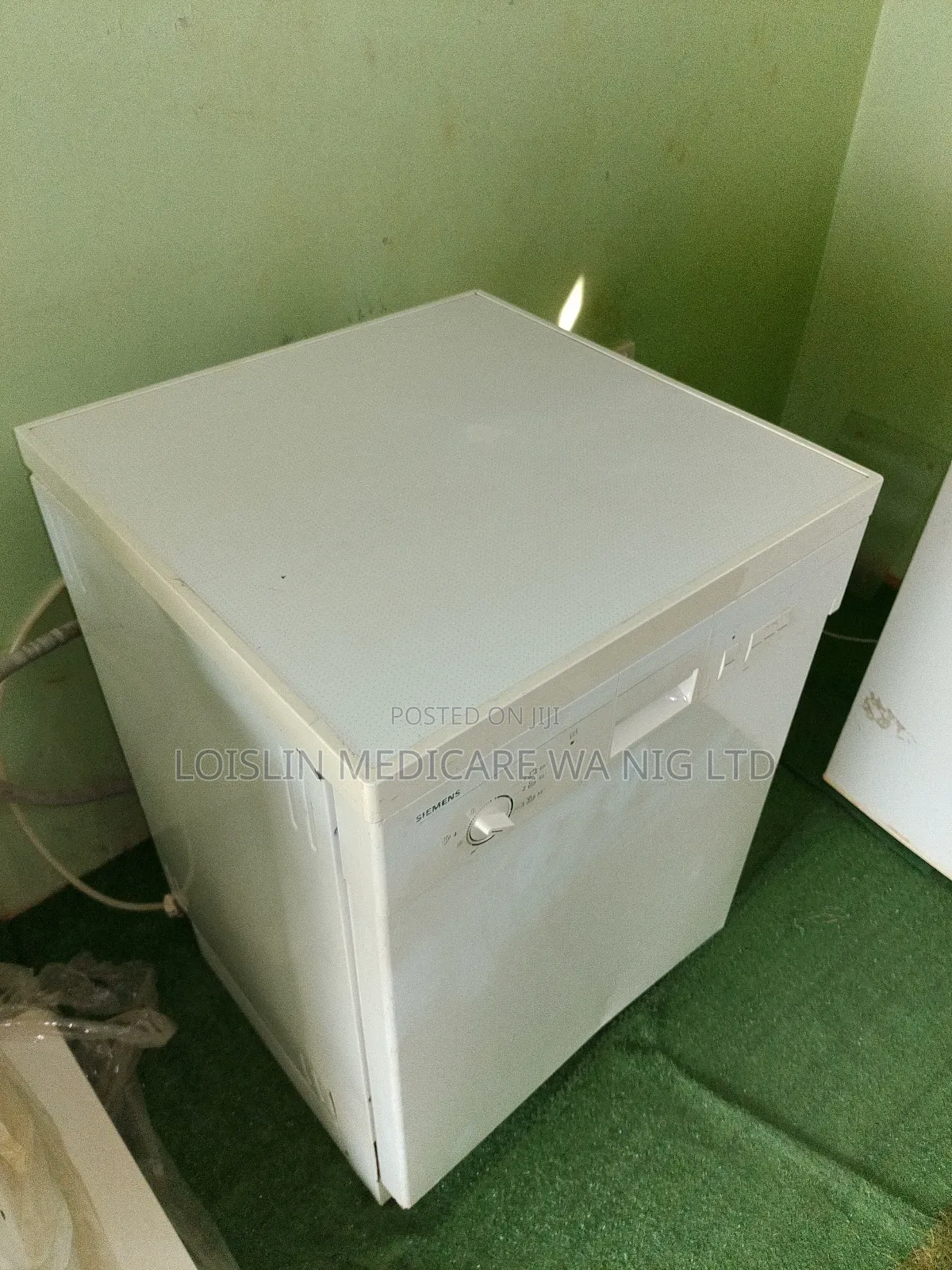 Siemens Compact Tabletop Dishwasher