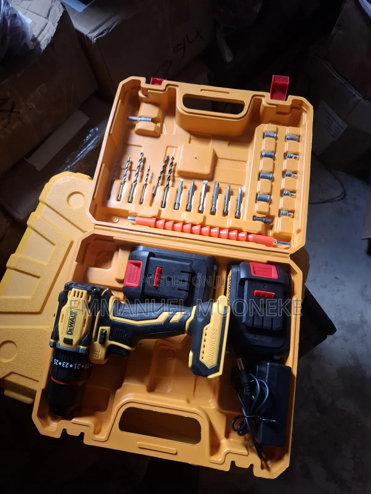 Cordless Brushless Dewalt Drill Machine