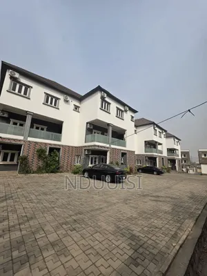 20bdrm Duplex in Asokoro for sale