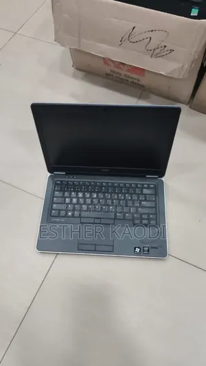 Laptop Dell Latitude 7440 8GB Intel Core I5 SSD 128GB