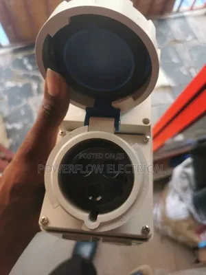 Isolator/Industrial Socket