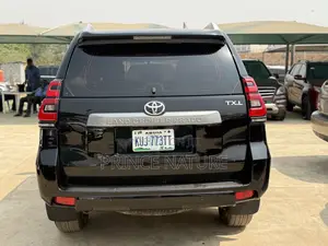Toyota Land Cruiser Prado 2.7 2019 Black