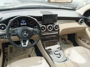 Mercedes-Benz GLC-Class 2018 Black