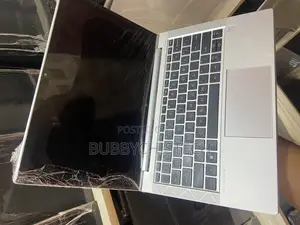 Laptop HP EliteBook 830 G7 8GB Intel Core I7 SSD 256GB