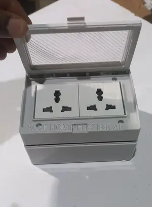 Ip55 Double Weatherproof Socket With Protective Cover – Outdoor Use