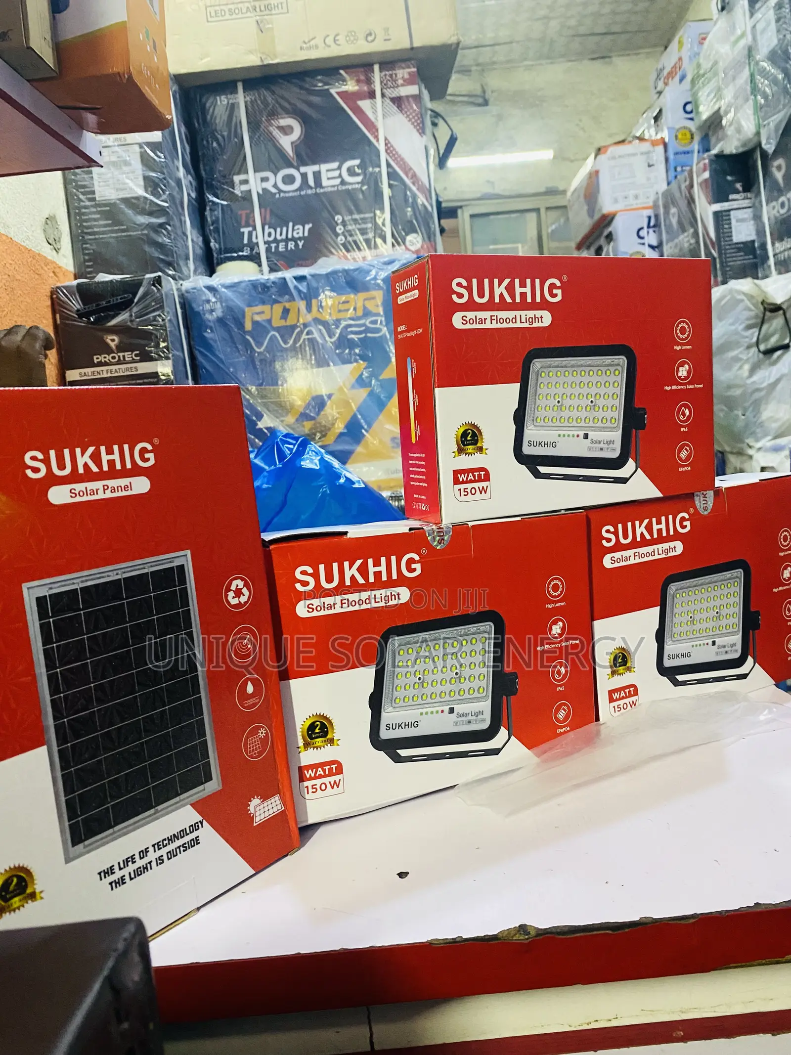 150w Sukhig Solar Flood Light With Panel