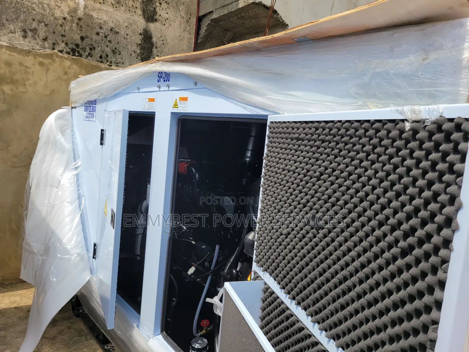 200kva Silent Perkins Generator With Uk Technology