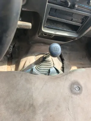 Toyota Hilux 2003 White
