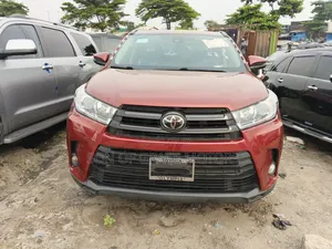 Toyota Highlander Limited 2019 Red