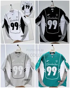 High Quality Feated Top Round Neck