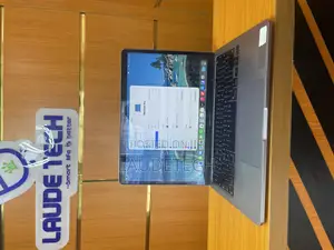 Laptop Apple MacBook Pro 2020 16GB Apple M1 SSD 256GB