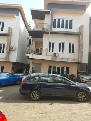 4bdrm Townhouse/Terrace in Guzape District for sale